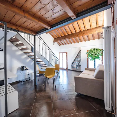 Gasthuis Pod, Sleep And Relax Ferrara