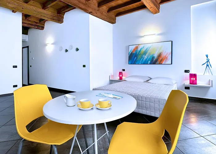 Pod, Sleep And Relax Affittacamere 3*