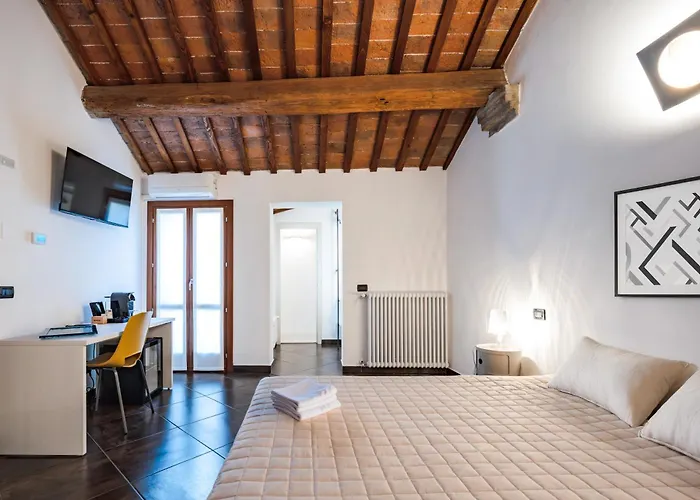 Pod, Sleep And Relax Casa de hóspedes Ferrara