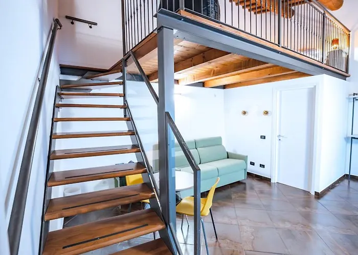 Pod, Sleep And Relax Ferrara